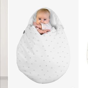 Babybites Egg newborn sleepbag